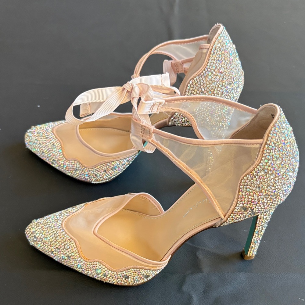 Betsey Johnson SB-Iris Blush Rhinestone Bridal Pumps Ankle Tie 9.5 - Picture 5 of 10